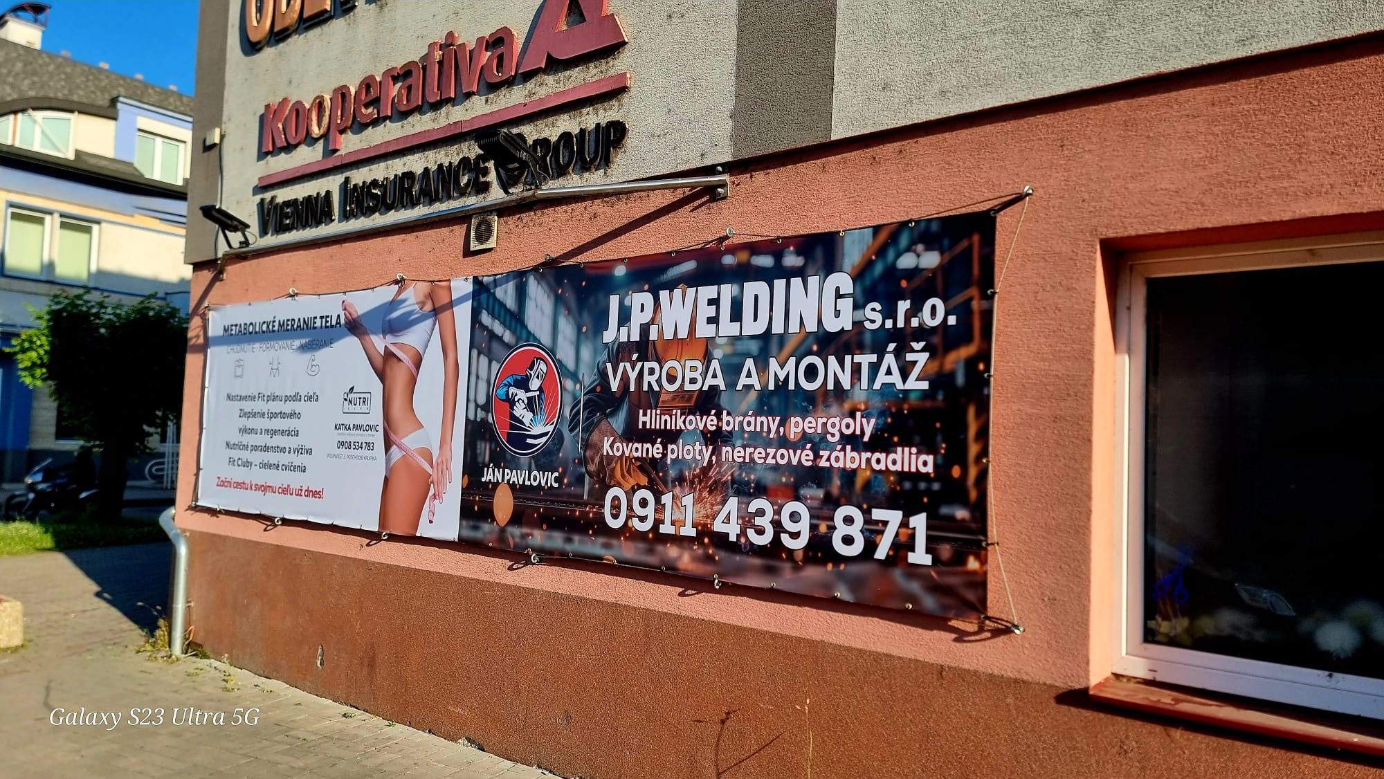 Reálny banner z výroby – TEKNOŠ Print