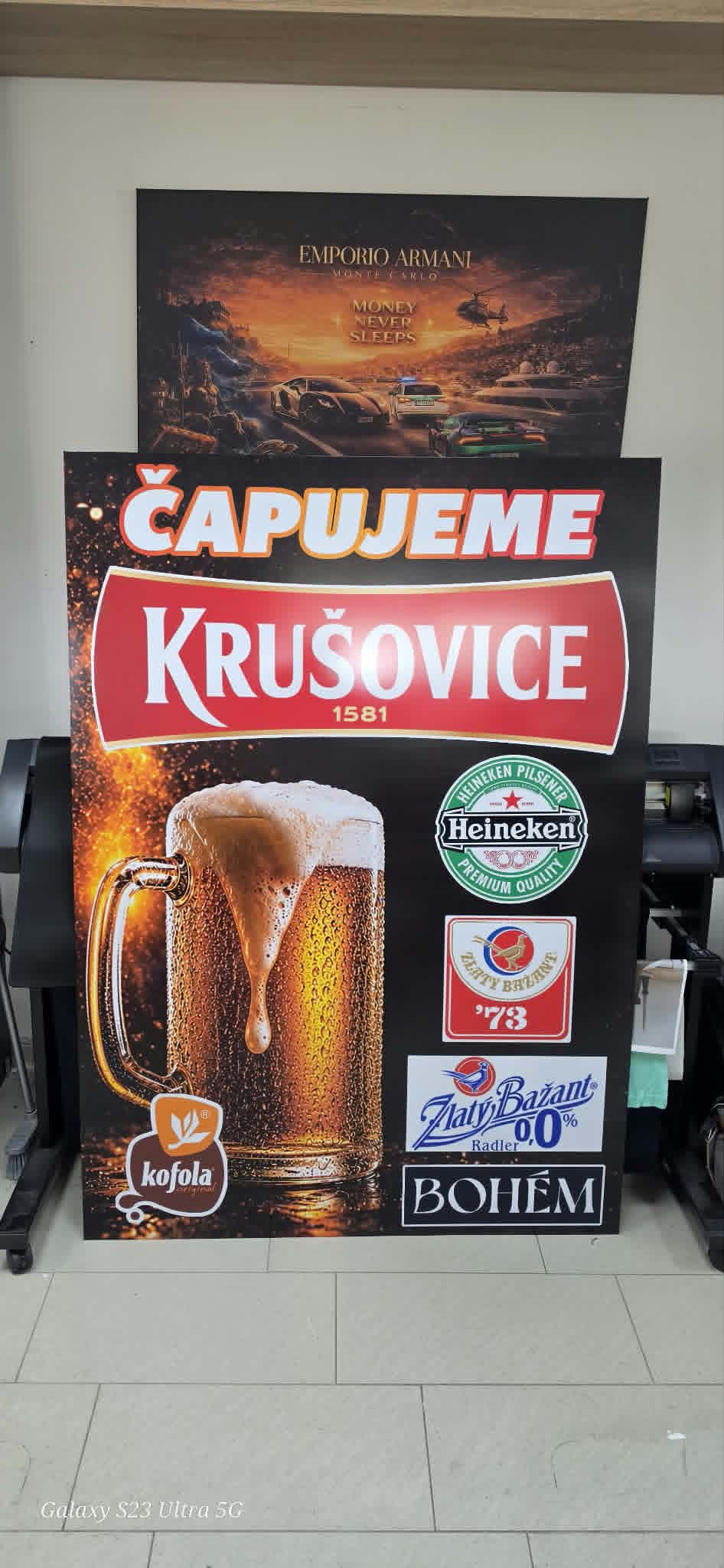 Reklamná tabuľa na prevádzku